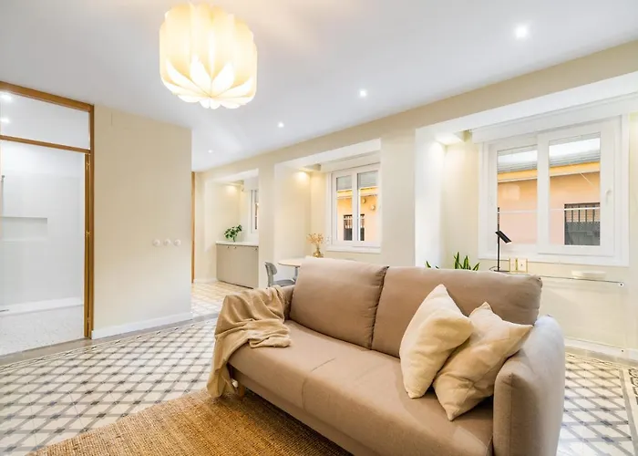 Sherryflat Alma 헤레스